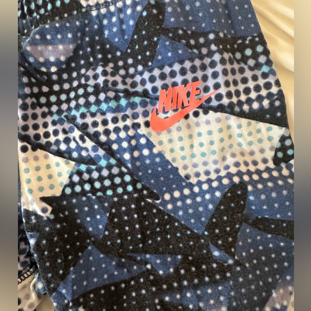 Blue Patterned Nike Leggings with Coral Nike Logo girls size large